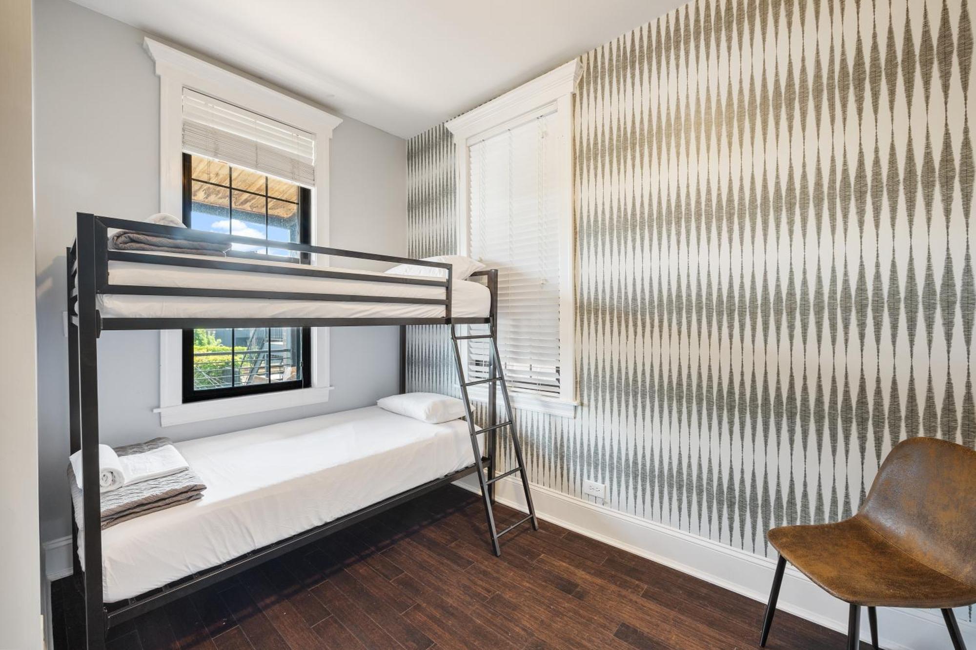 Wrigleyville Suites Chicago Exterior foto