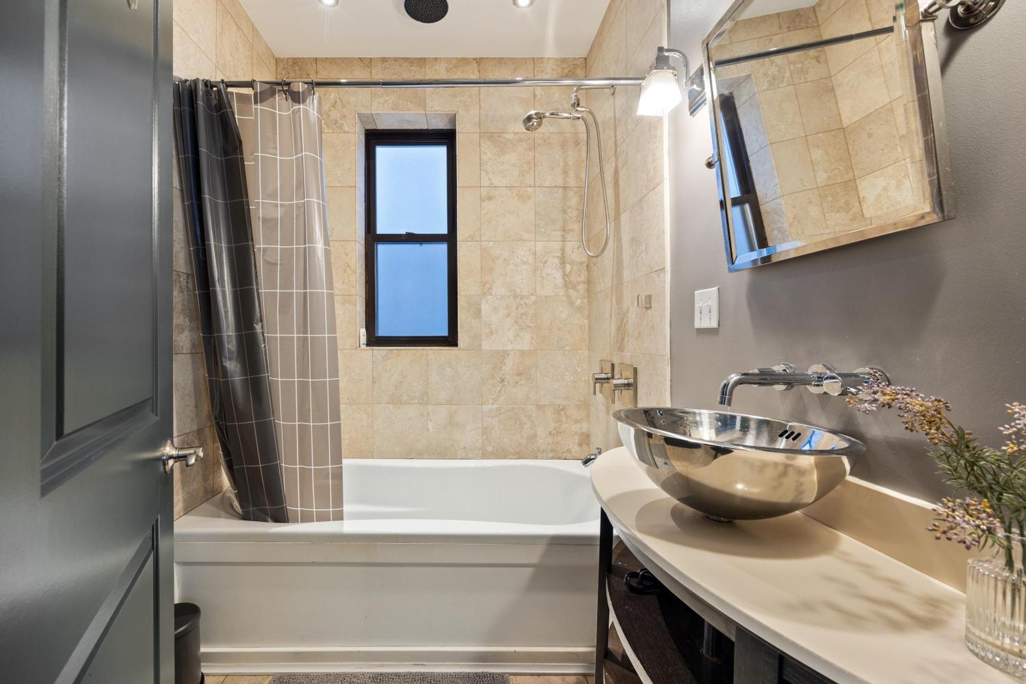 Wrigleyville Suites Chicago Exterior foto